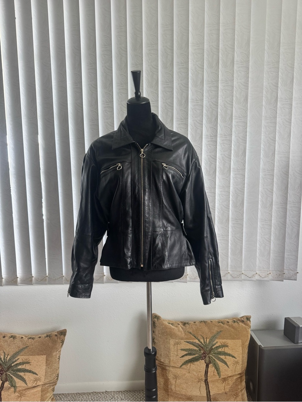 Henri Bendel New York Black Genuine Leather Moto Zip Jacket Women’s Large